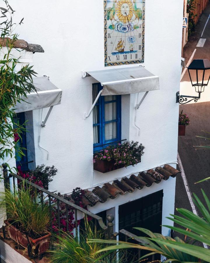 Hostal De La Placa - Hotel Boutique Cabrils Extérieur photo