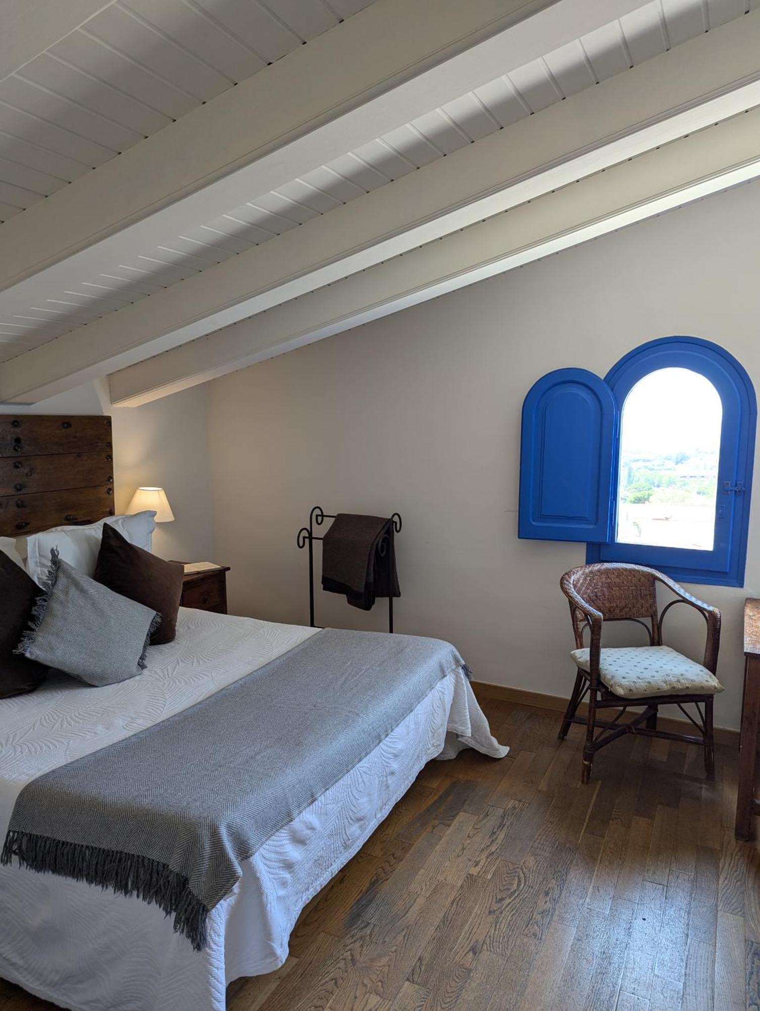 Hostal De La Placa - Hotel Boutique Cabrils Extérieur photo